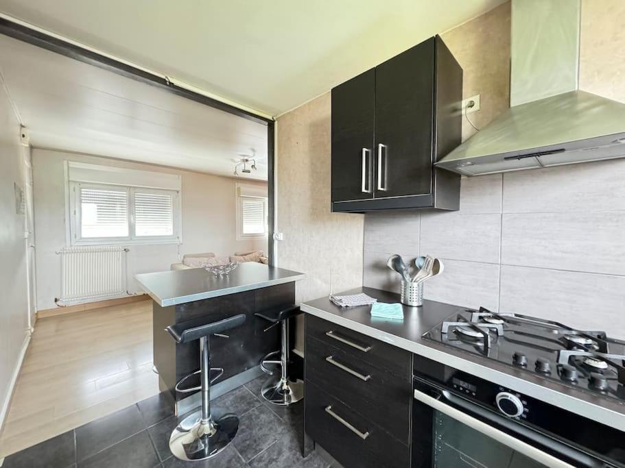 Appartement F2 Proche Axes Principaux - Claude Guichard 克莱蒙费朗 外观 照片