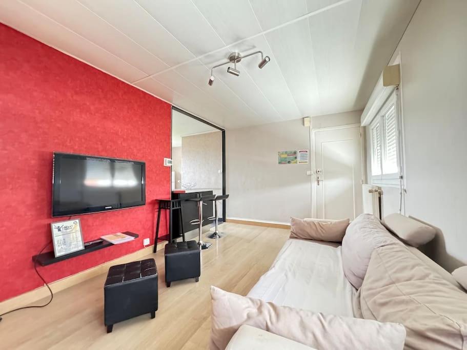 Appartement F2 Proche Axes Principaux - Claude Guichard 克莱蒙费朗 外观 照片
